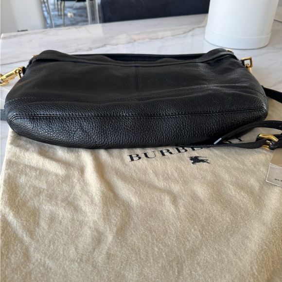 Burberry Leather Bag.Like new condition - Picture 10 of 15